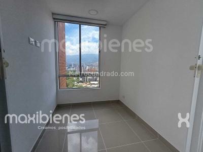 Apartamento de 3 alcobas en arriendo en Los Colores, Medellín, 110 m² · foto 8 de 20