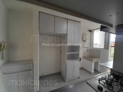 Apartamento en arriendo en El Tesoro, Medellín · foto 11 de 16