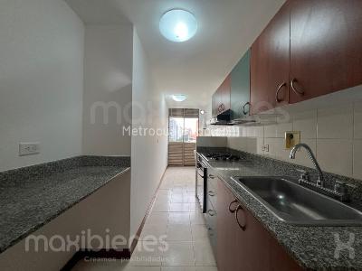 Apartamento de 2 alcobas en arriendo en Patio Bonito, Medellín, 60 m² · foto 8 de 15