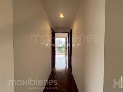 Apartamento de 2 alcobas en arriendo en Patio Bonito, Medellín, 60 m² · foto 11 de 15