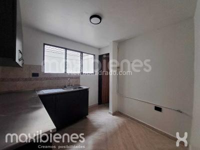 Casa de 4 alcobas en venta en Boston, Medellín, 130 m² · foto 16 de 20