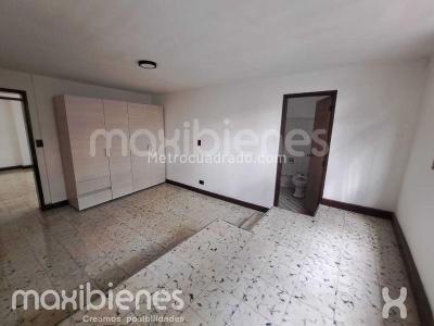 Casa de 4 alcobas en venta en Boston, Medellín, 130 m² · foto 7 de 20