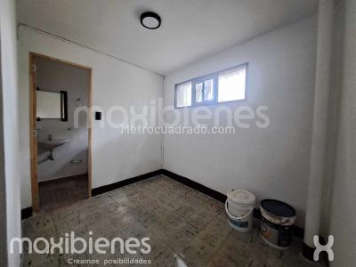 Casa de 4 alcobas en venta en Boston, Medellín, 130 m² · foto 8 de 20