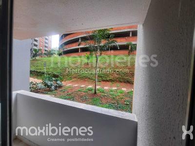 Apartamento de 3 alcobas en venta en Niquia, Bello, 49 m² · foto 3 de 17