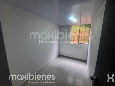 Apartamento de 3 alcobas en venta en Niquia, Bello, 49 m² · foto 9 de 17