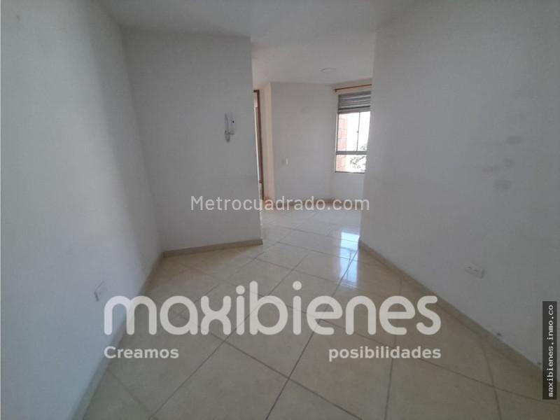3BR Apartment in Niquia (55 m²) - 3