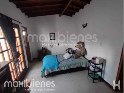 Apartamento en venta en La Floresta, Medellín · foto 13 de 16