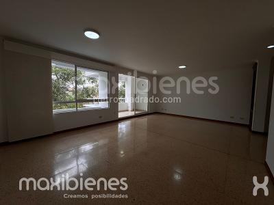 Apartamento de 3 alcobas en arriendo en Los Balsos, Medellín, 147 m² · foto 3 de 20