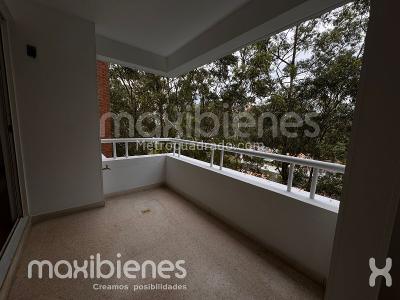 Apartamento de 3 alcobas en arriendo en Los Balsos, Medellín, 147 m² · foto 5 de 20