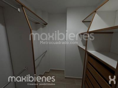 Apartamento de 3 alcobas en arriendo en Los Balsos, Medellín, 147 m² · foto 16 de 20