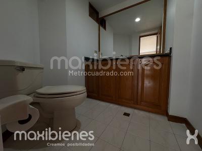 Apartamento de 3 alcobas en arriendo en Los Balsos, Medellín, 147 m² · foto 19 de 20