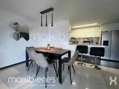 Apartamento en venta en Castropol, Medellín · foto 3 de 20