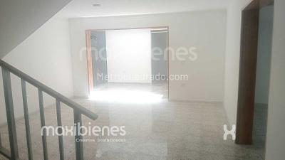 Casa de 5 alcobas en arriendo en El Velodromo, Medellín, 200 m² · foto 19 de 20