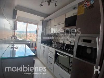 Apartamento en venta en Belen Los Alpes, Medellín · foto 3 de 13