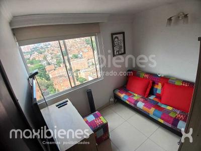 Apartamento en venta en Belen Los Alpes, Medellín · foto 7 de 13