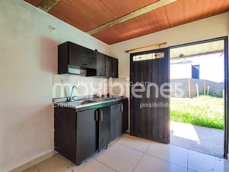 3BR House in Santa Elena (104 m²) - 2
