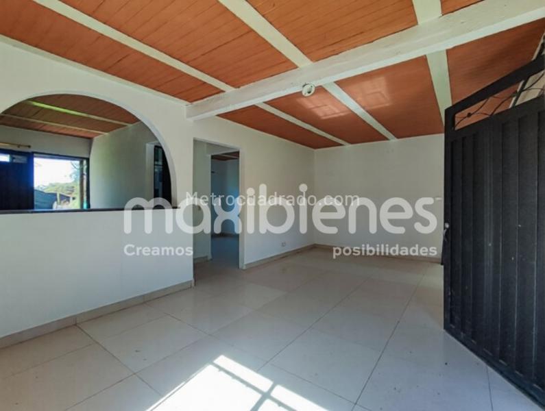 3BR House in Santa Elena (104 m²) - 3