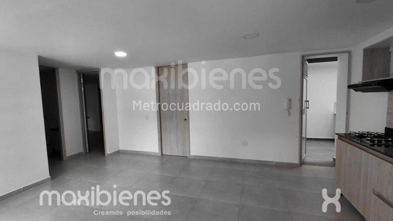 3BR Apartment in Suramerica (73 m²)