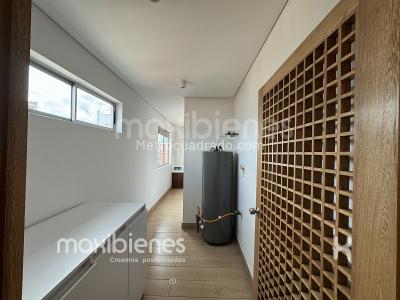 Apartamento de 4 alcobas en venta en Laureles, Medellín, 450 m² · foto 12 de 20