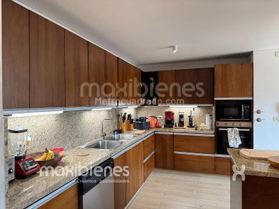 Apartamento de 4 alcobas en venta en Laureles, Medellín, 450 m² · foto 14 de 20