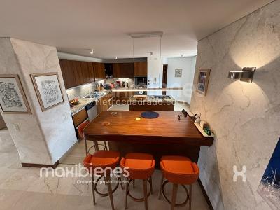 Apartamento de 4 alcobas en venta en Laureles, Medellín, 450 m² · foto 18 de 20