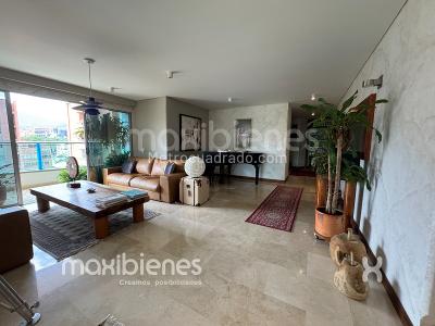 Apartamento de 4 alcobas en venta en Laureles, Medellín, 450 m² · foto 9 de 20