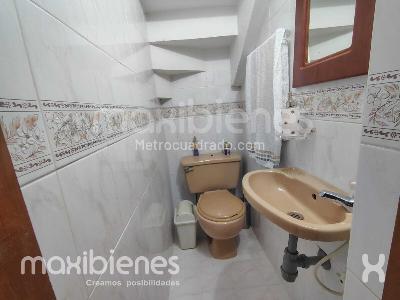 Apartamento de 5 alcobas en venta en Belen Rincon, Medellín, 108 m² · foto 9 de 10