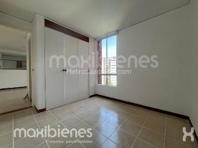 Apartamento de 3 alcobas en arriendo en Castropol, Medellín, 75 m² · foto 8 de 10