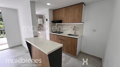 Apartamento de 3 alcobas en venta en San Jose, Sabaneta, 60 m² · foto 3 de 13