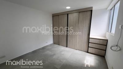 Apartamento de 3 alcobas en venta en San Jose, Sabaneta, 60 m² · foto 6 de 13