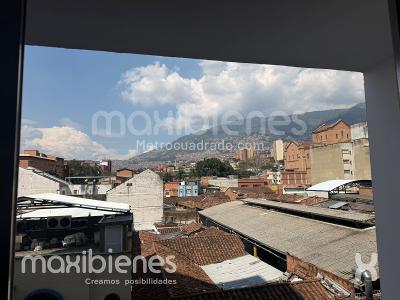 Apartaestudio en venta en La Candelaria, Medellín, 30 m² · foto 7 de 18