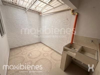 Apartamento de 3 alcobas en venta en Palenque 1 Y 2, Medellín, 72 m² · foto 8 de 12