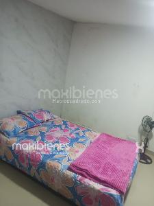 Casa de 4 alcobas en venta en Manrique Central 1, Medellín, 213 m² · foto 3 de 9