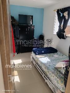 Casa de 4 alcobas en venta en Manrique Central 1, Medellín, 213 m² · foto 5 de 9