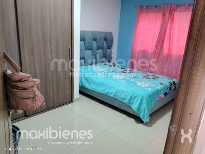 Casa de 4 alcobas en venta en Manrique Central 1, Medellín, 213 m² · foto 6 de 9