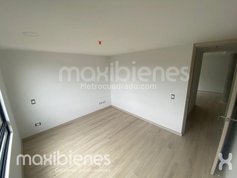 Apartamento en Arriendo, La Loma Del Indio, Medellín - Więcej