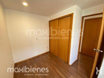 Apartamento de 4 alcobas en arriendo en Los Naranjos, Medellín, 140 m² · foto 6 de 13