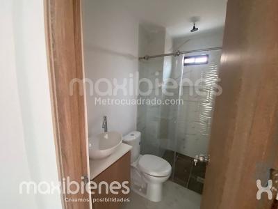 Apartamento de 3 alcobas en arriendo en La Mesa, Bello, 68 m² · foto 8 de 8