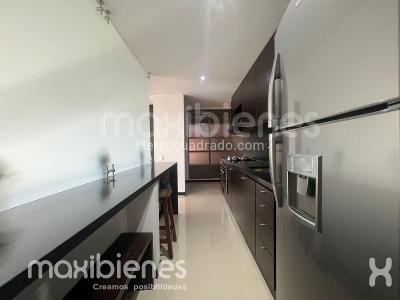 Apartamento en arriendo en El Tesoro, Medellín · foto 2 de 18