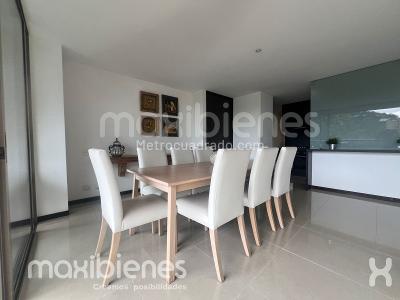 Apartamento en arriendo en El Tesoro, Medellín · foto 7 de 18