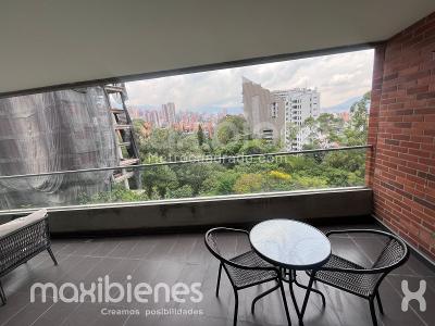 Apartamento de 2 alcobas en arriendo en Las Lomas, Medellín, 100 m² · foto 3 de 10