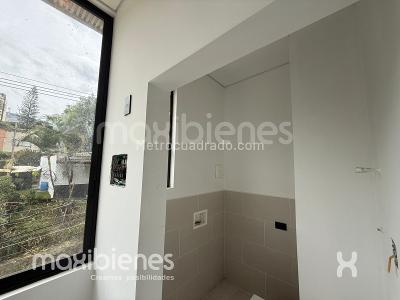Apartaestudio en arriendo en La Pilarica, Medellín, 42 m² · foto 3 de 8
