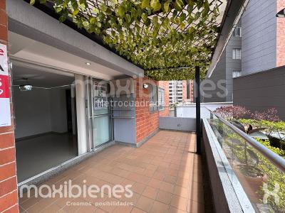 Apartamento de 2 alcobas en arriendo en San German, Medellín, 70 m² · foto 17 de 18