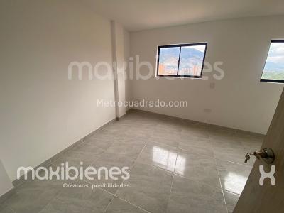 Apartamento de 3 alcobas en arriendo en El Rosario, Bello, 68 m² · foto 5 de 10