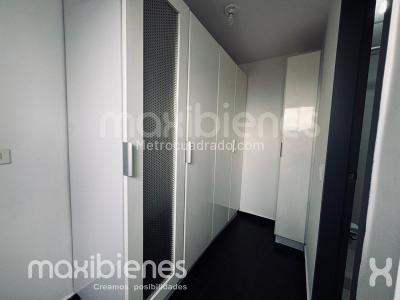 Apartamento de 2 alcobas en arriendo en Castropol, Medellín, 250 m² · foto 4 de 18