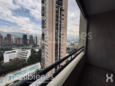 Apartamento de 2 alcobas en arriendo en Castropol, Medellín, 250 m² · foto 7 de 18
