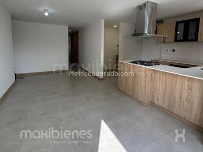 Apartamento de 3 alcobas en venta en San Antonio, Rionegro, 74 m² · foto 2 de 14