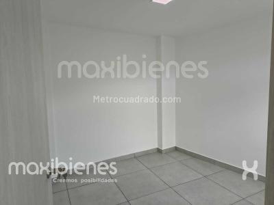 Apartamento de 3 alcobas en venta en Niquia, Bello, 85 m² · foto 2 de 14