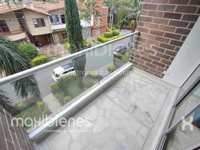 Apartamento de 3 alcobas en arriendo en Florida Nueva, Medellín, 120 m² · foto 3 de 14