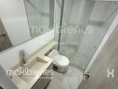 Apartamento de 3 alcobas en arriendo en Florida Nueva, Medellín, 120 m² · foto 13 de 14
